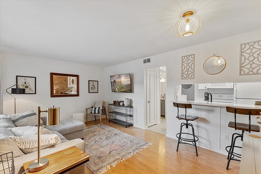 Furnished Finder property 686098_1 photo 4