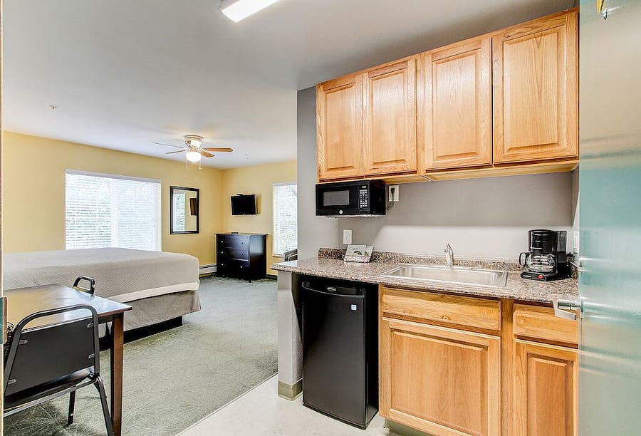 Furnished Finder property 686220_4 photo 6