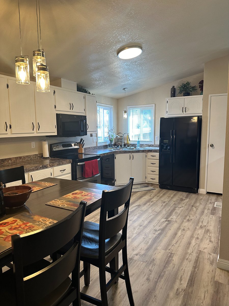 Furnished Finder property 686272_1 photo 4