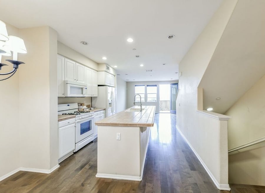 Furnished Finder property 686277_1 photo 3