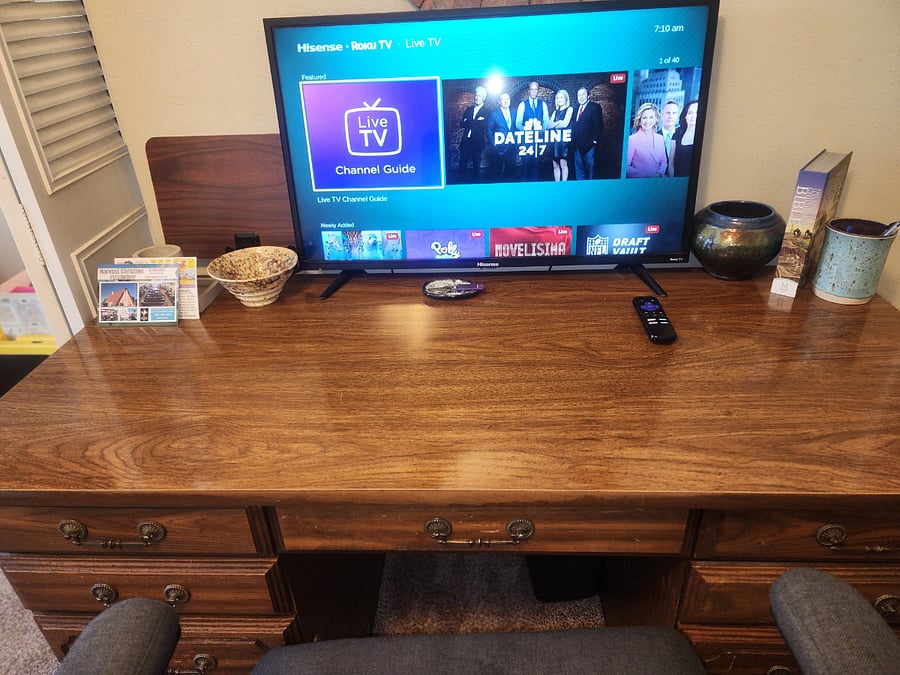Desk/workspace with Roku internet TV
