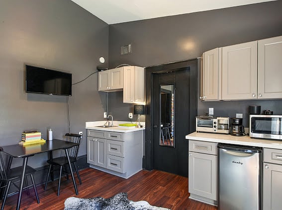 Furnished Finder property 686601_1 photo 9