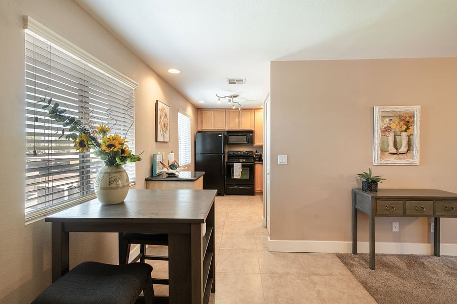 Furnished Finder property 686628_1 photo 3