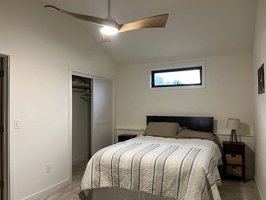 Bedroom has wall closet