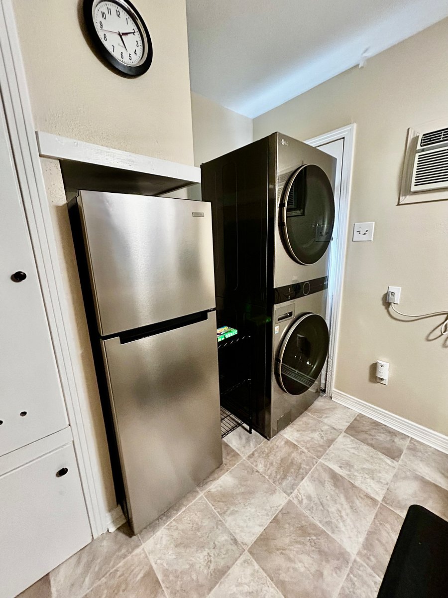 Furnished Finder property 686844_2 photo 8