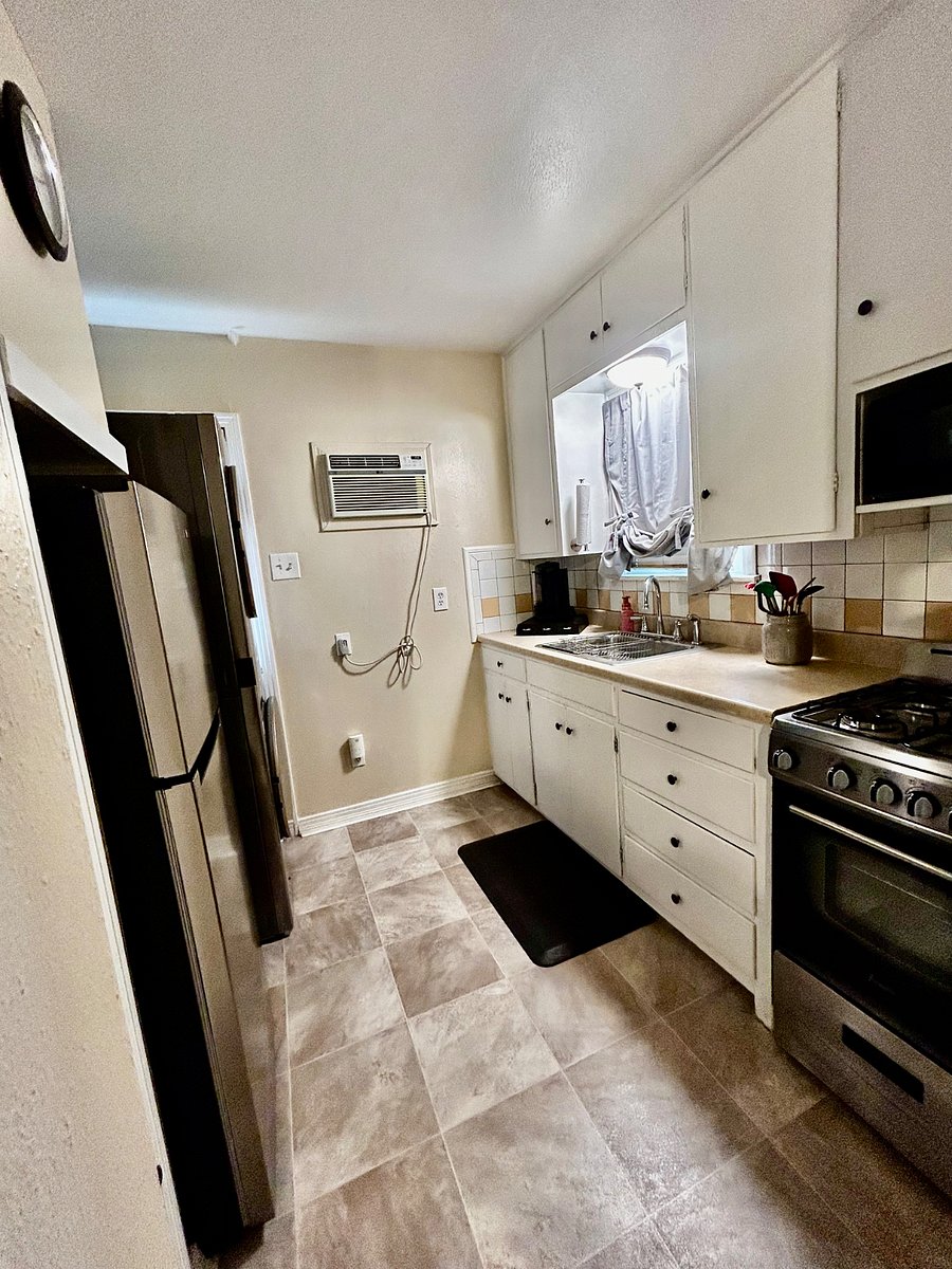 Furnished Finder property 686844_2 photo 7