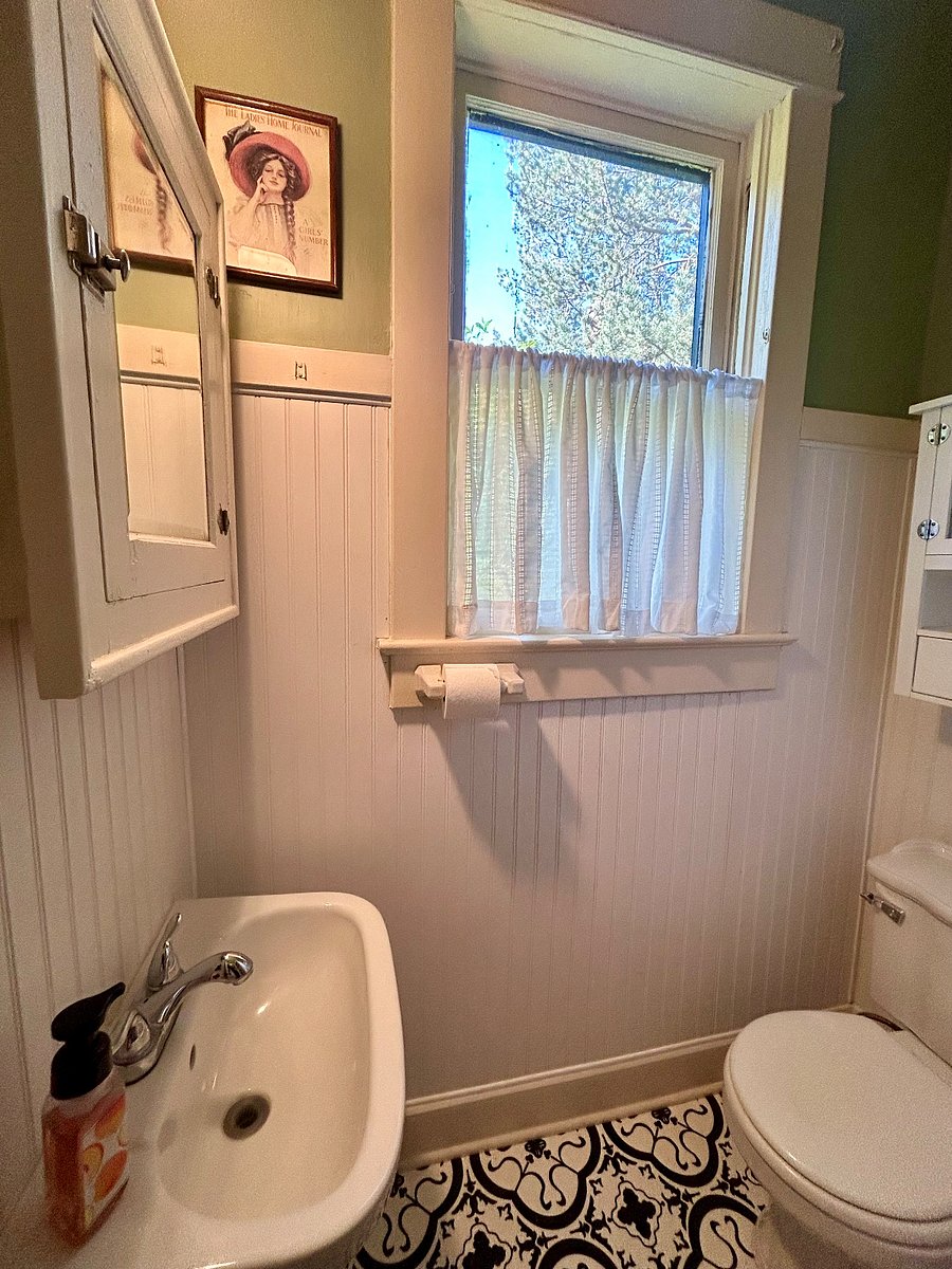 Furnished Finder property 686844_3 photo 9