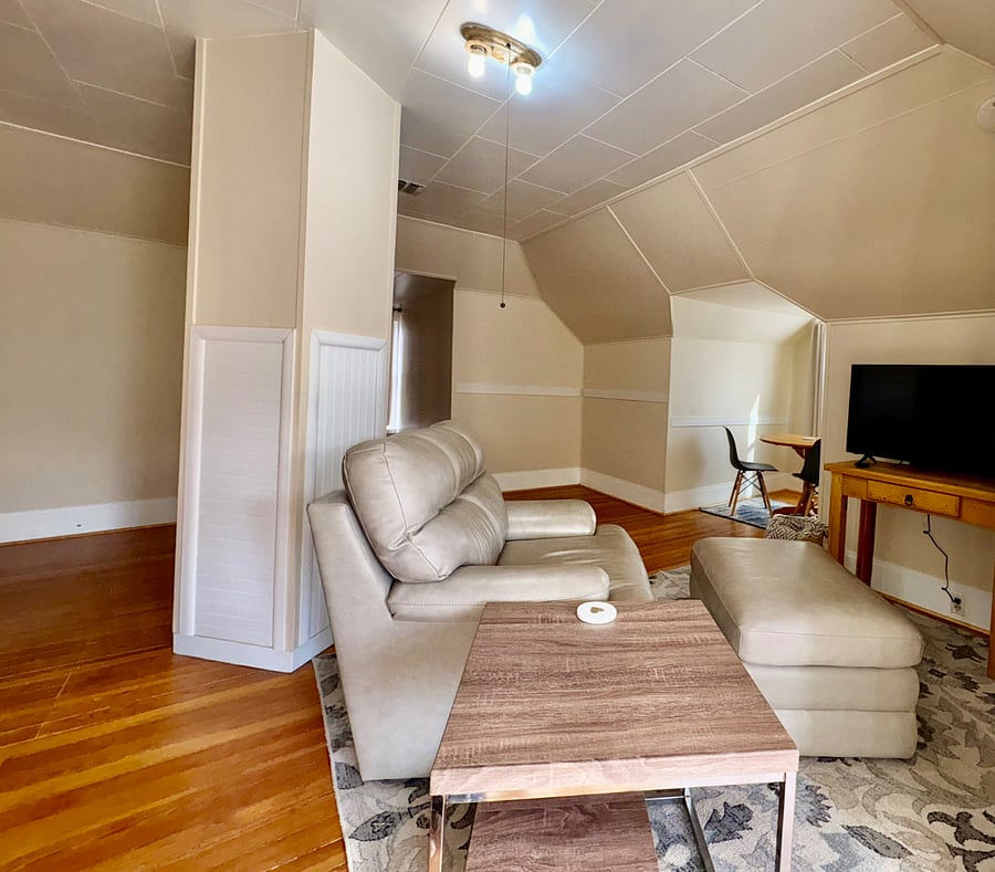 Furnished Finder property 686844_3 photo 16