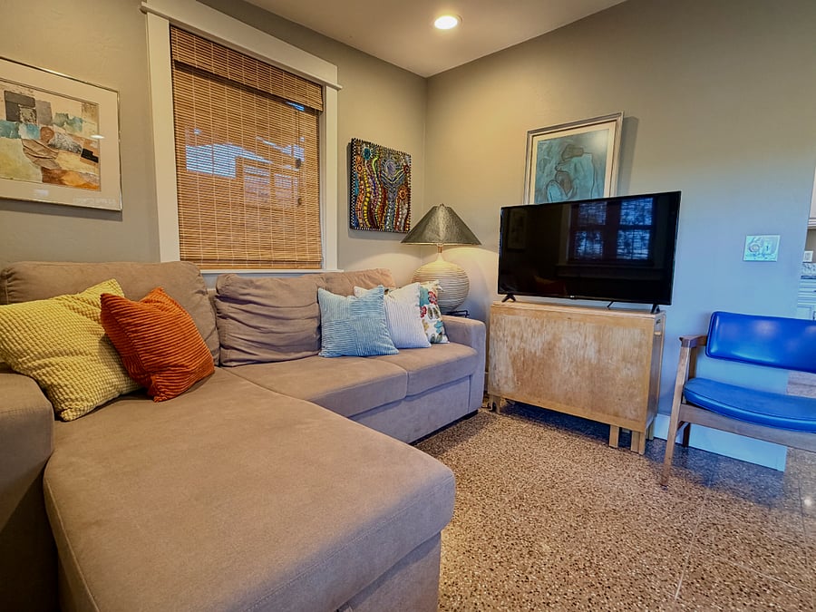 Furnished Finder property 686851_1 photo 18