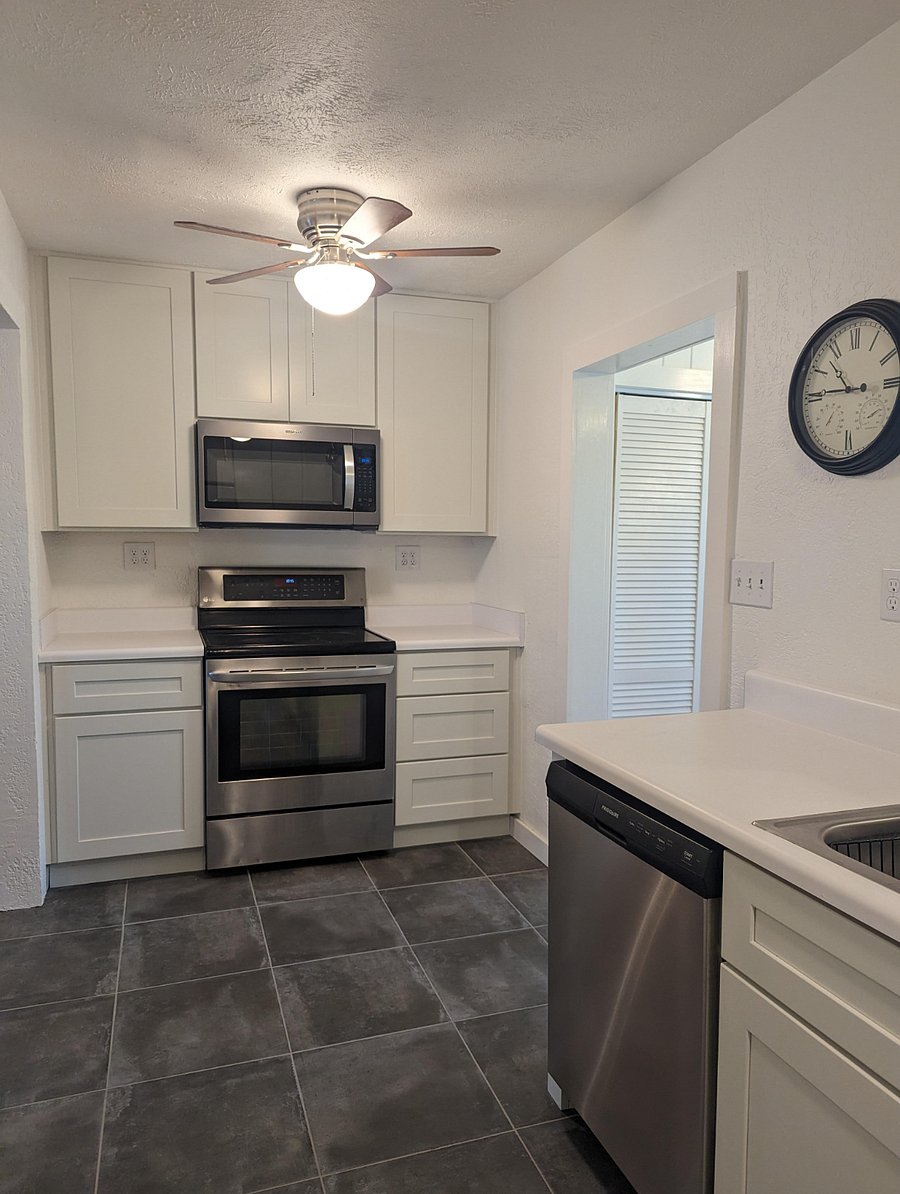 Furnished Finder property 686856_1 photo 3