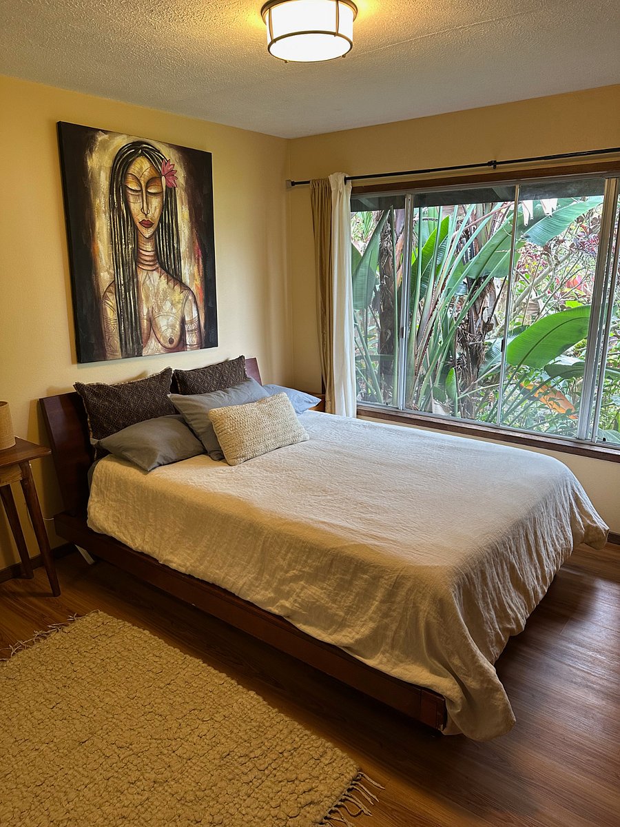 2nd bedroom with queen bed and beautiful views
