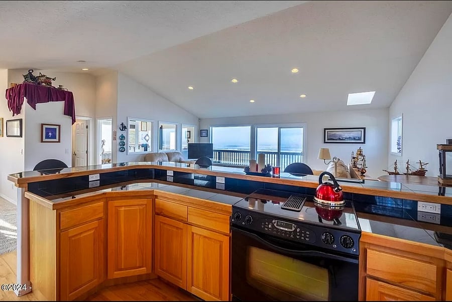 Furnished Finder property 687109_1 photo 4