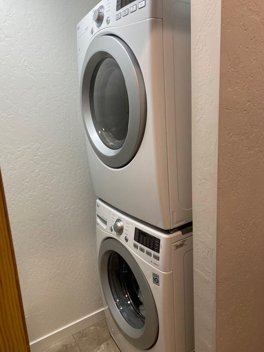 In unit washer and dryer