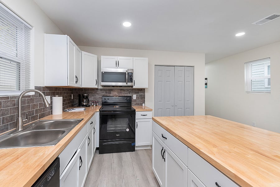 Furnished Finder property 687183_1 photo 8