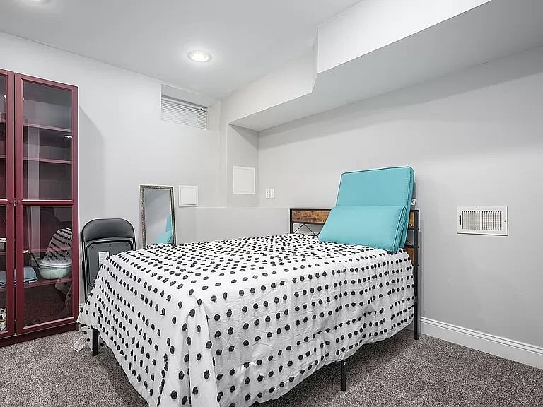 Furnished Finder property 687204_1 photo 18