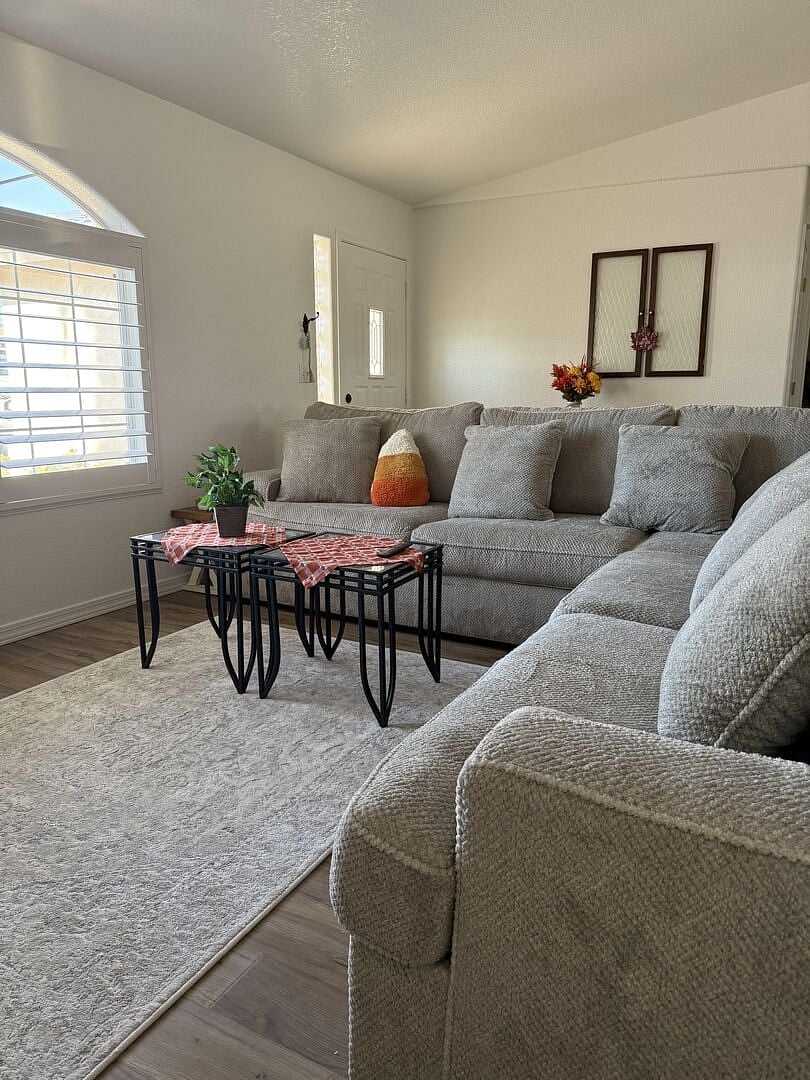 Furnished Finder property 687222_1 photo 3
