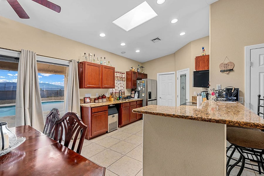Furnished Finder property 687223_1 photo 8