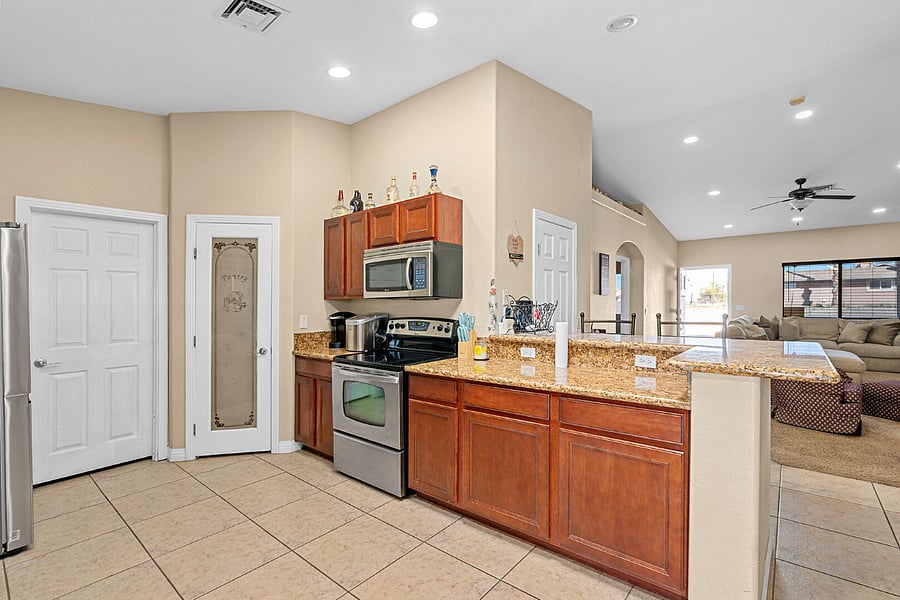 Furnished Finder property 687223_1 photo 10