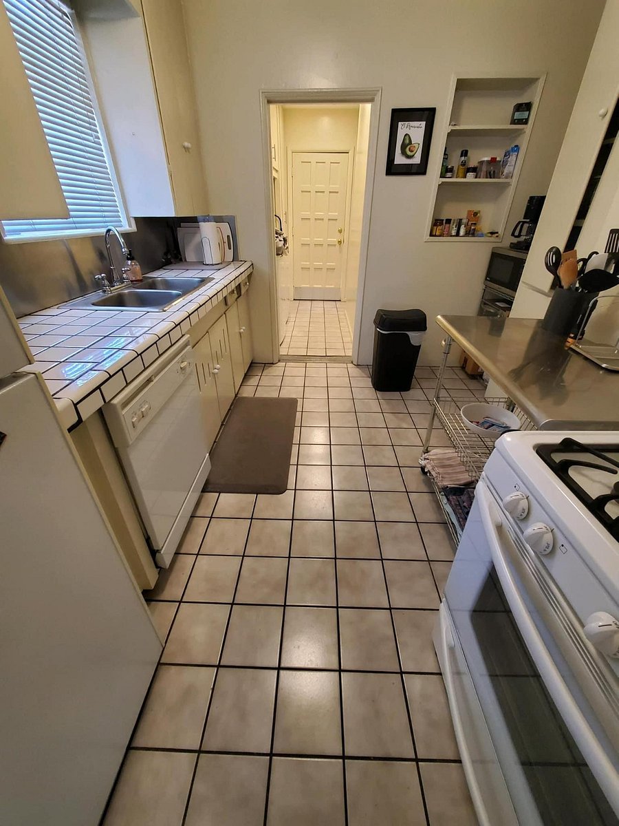 Furnished Finder property 687275_1 photo 3