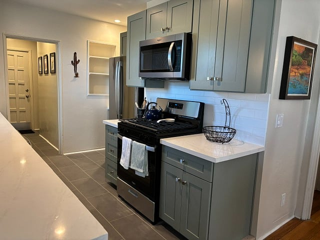 Furnished Finder property 687275_1 photo 6