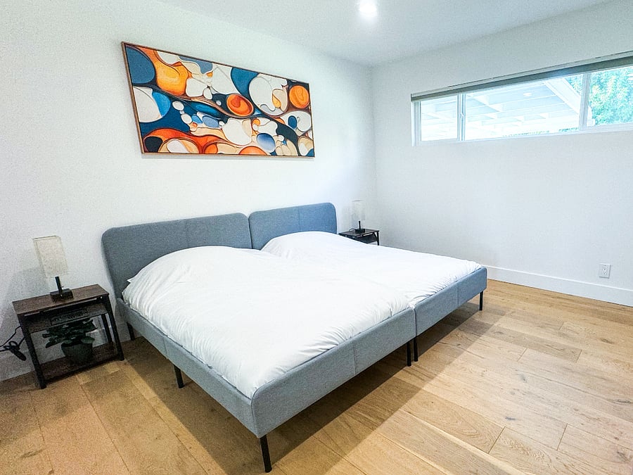 Bedroom #2 (2 Twin beds that can be separated or put together as a Queen)