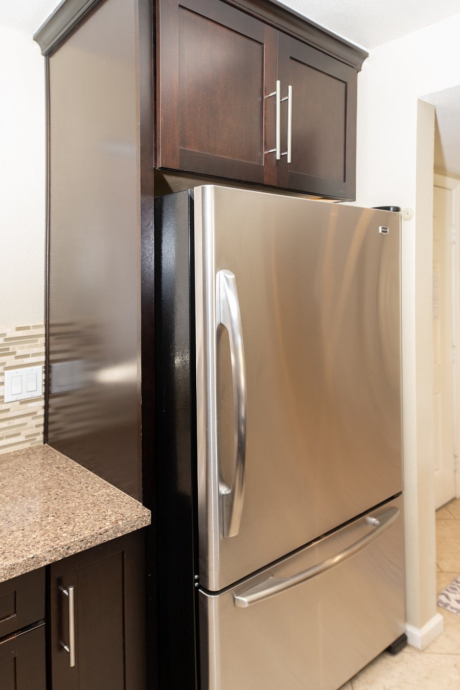 Stainless steel fridge with ice maker