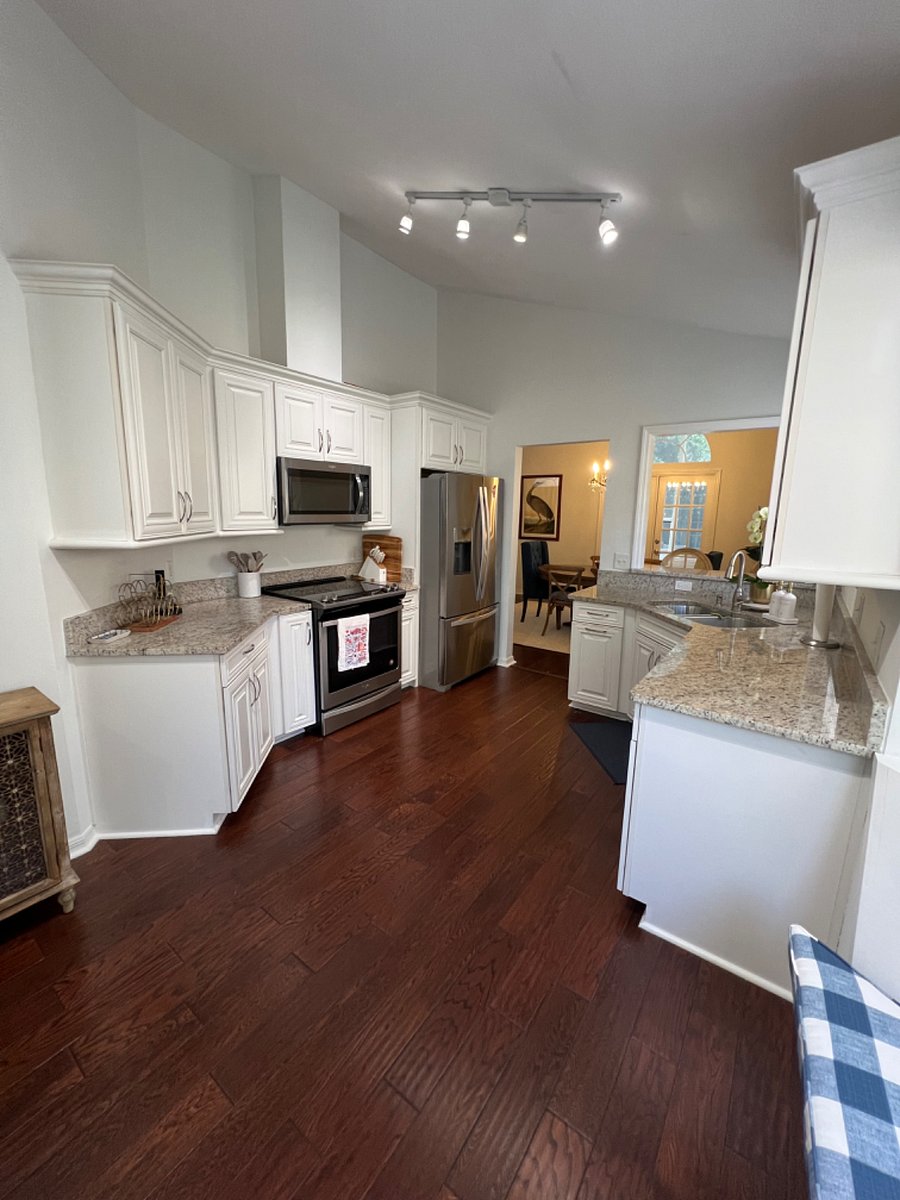 Furnished Finder property 687424_1 photo 16