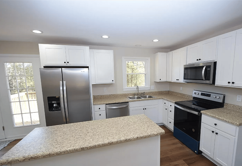 Furnished Finder property 687488_1 photo 3