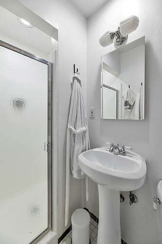 Furnished Finder property 687508_1 photo 11