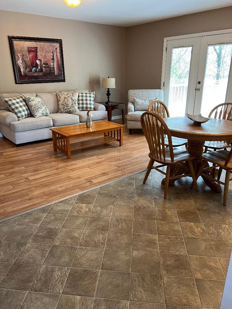 Furnished Finder property 687553_1 photo 3