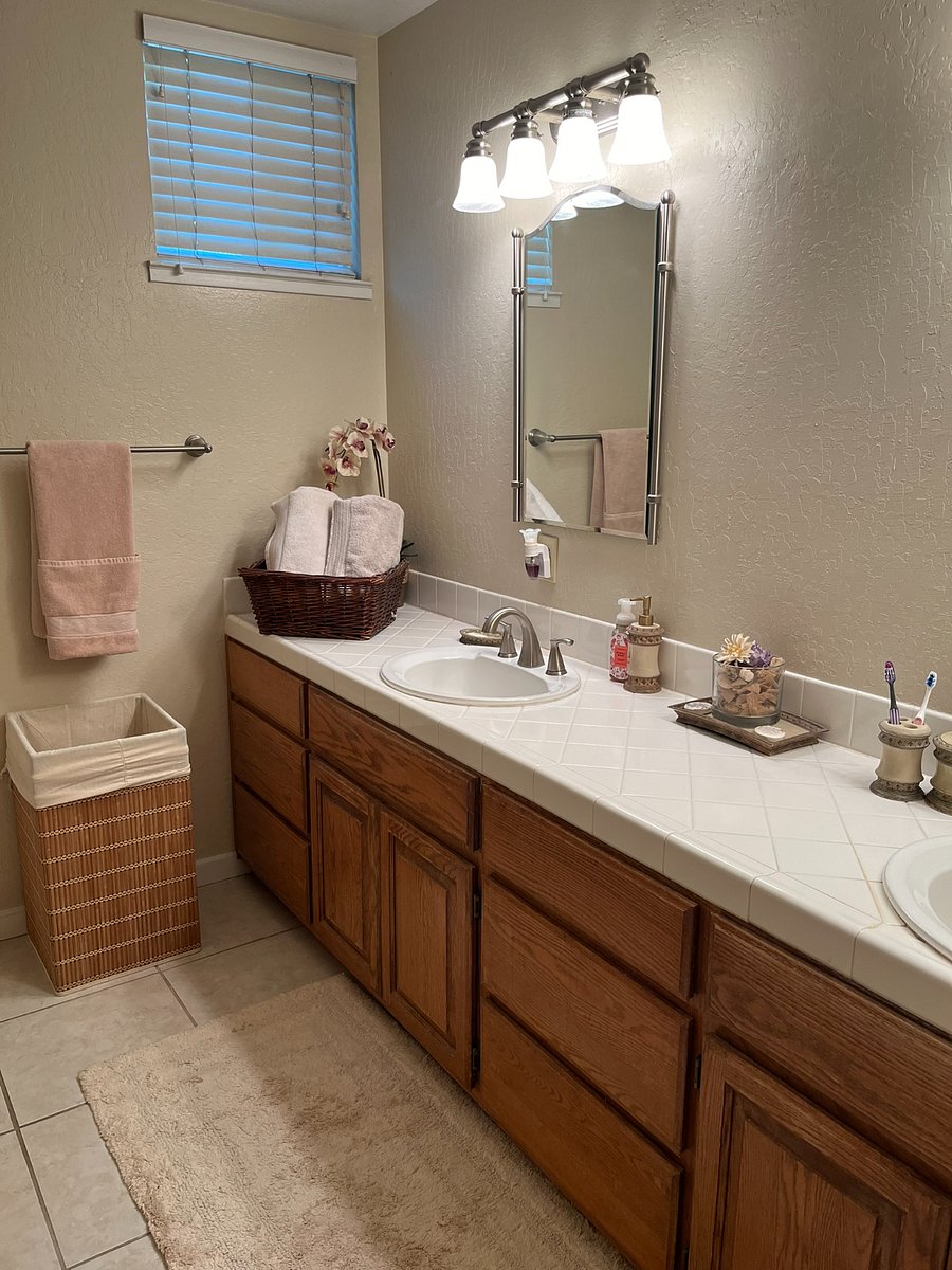Furnished Finder property 687608_1 photo 3