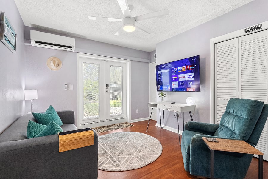 Furnished Finder property 687889_3 photo 1