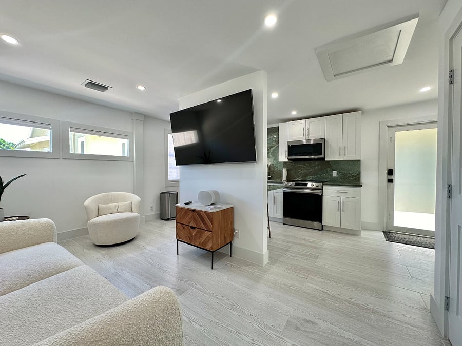 Furnished Finder property 687901_2 photo 5