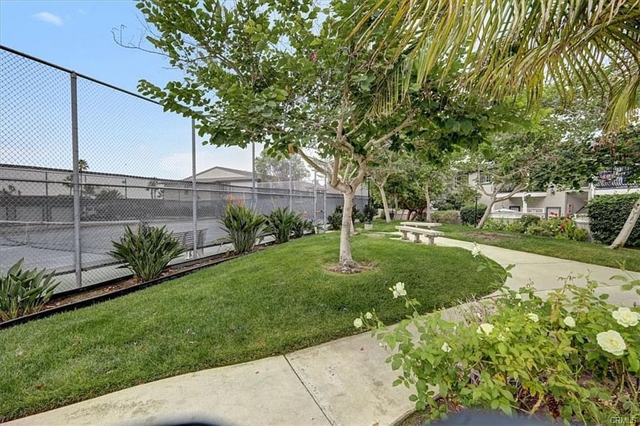 Furnished Finder property 687905_1 photo 17