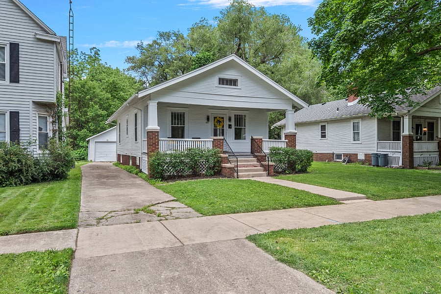 Driveway leading to garage