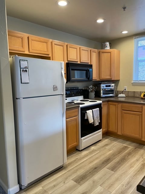 Furnished Finder property 687928_1 photo 11
