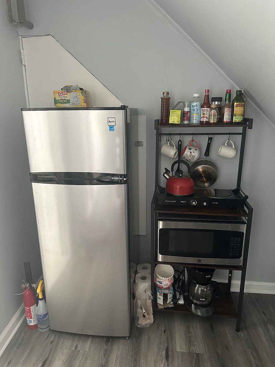 Kitchenette area