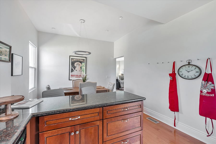 Furnished Finder property 687985_1 photo 10