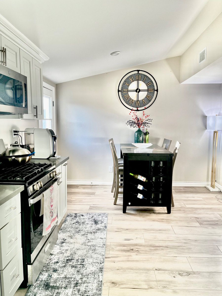 Furnished Finder property 688013_1 photo 3