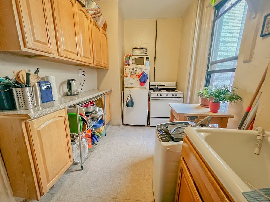 Furnished Finder property 688015_1 photo 3