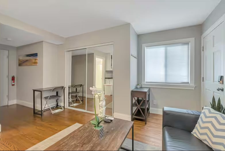 Furnished Finder property 688030_1 photo 6