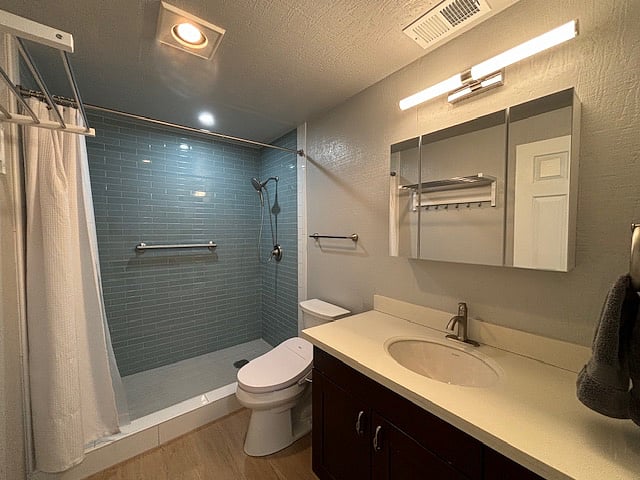 Furnished Finder property 688035_1 photo 28