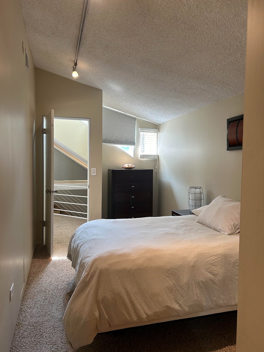 Furnished Finder property 688072_1 photo 12