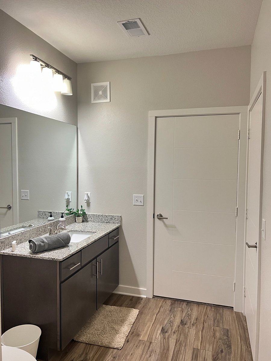 Furnished Finder property 688086_1 photo 2