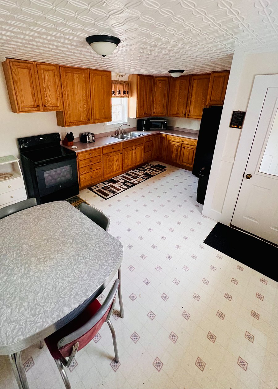 Furnished Finder property 688101_1 photo 11