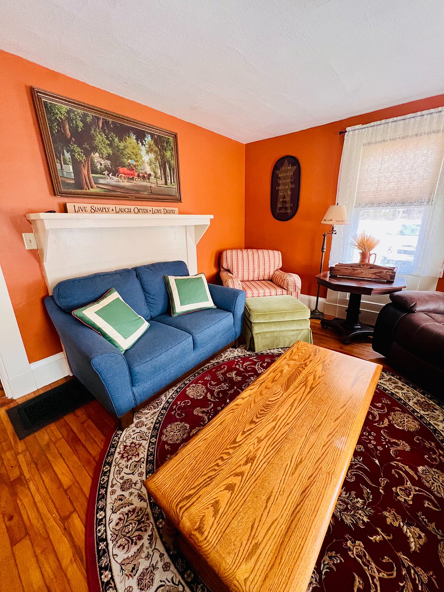 Furnished Finder property 688101_1 photo 3