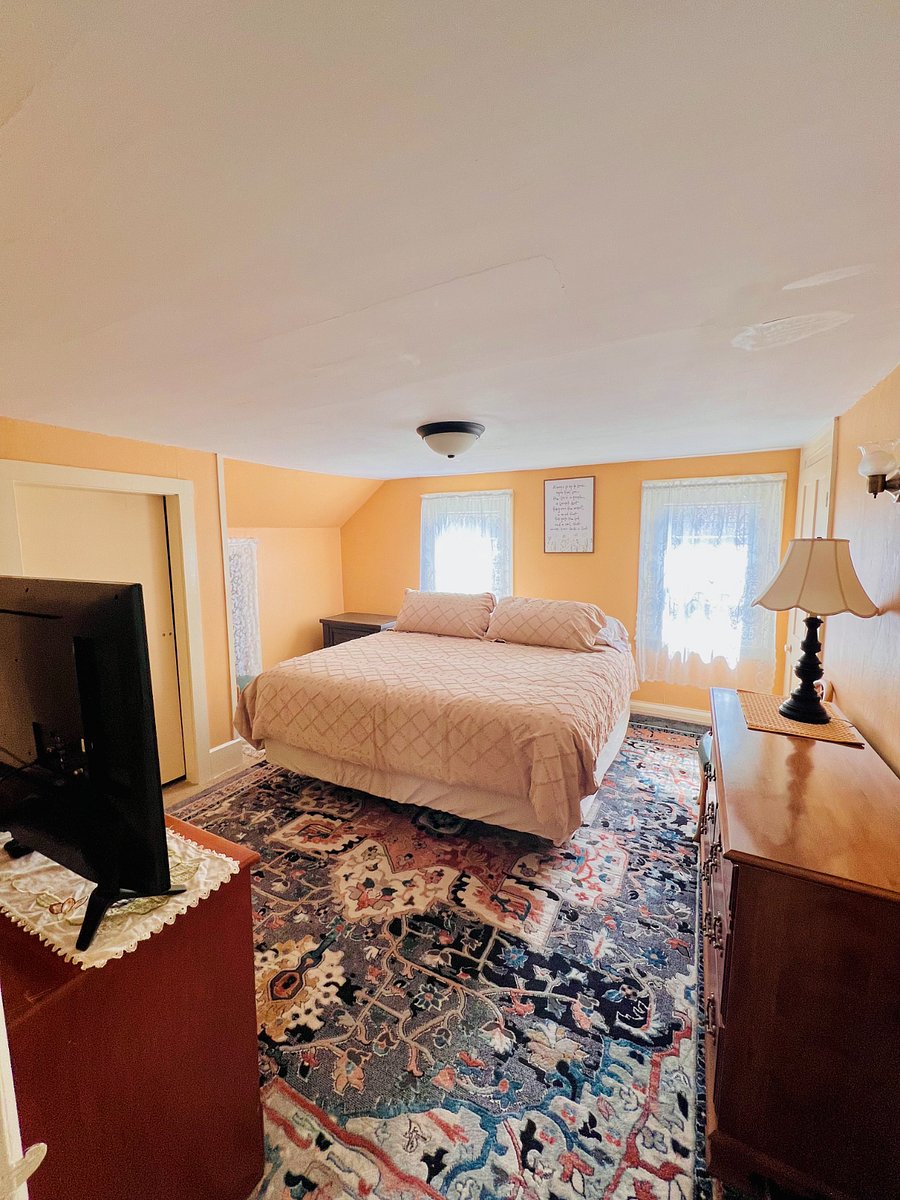 Furnished Finder property 688101_1 photo 15