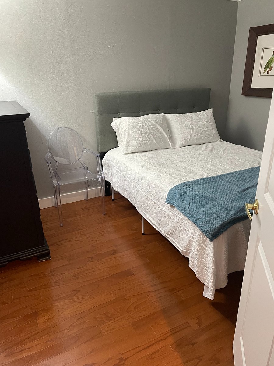 queen size memory foam bed