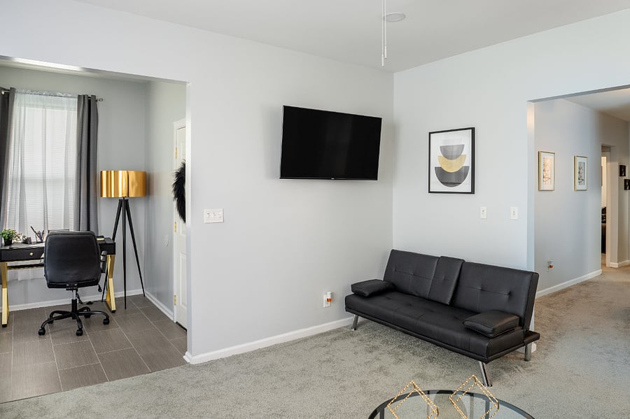 Furnished Finder property 688162_1 photo 3