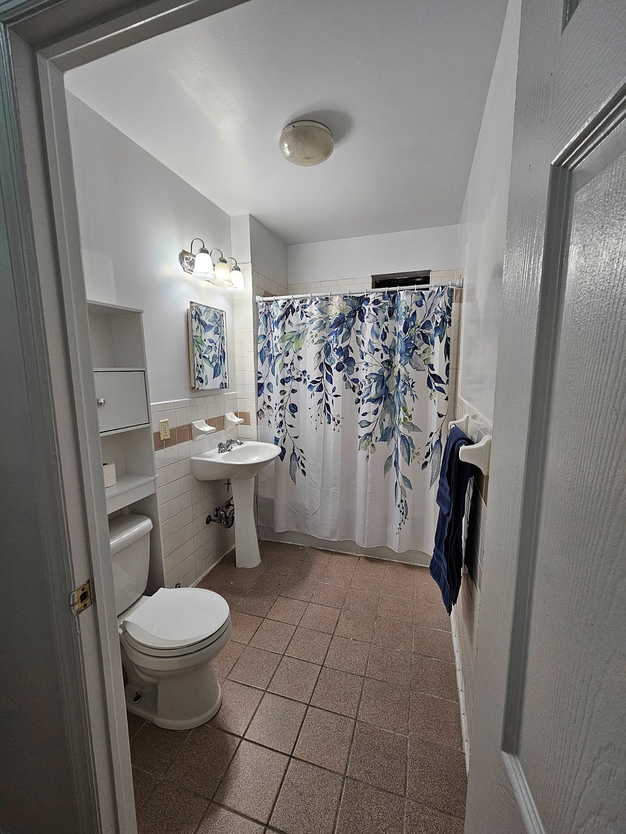 Furnished Finder property 688200_1 photo 7